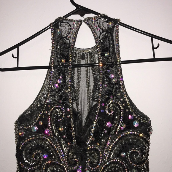 Prom dresses - Picture 3 of 3